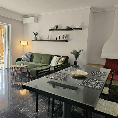 Modern Garden View Apt In Voula, Athens - Luxe المظهر الخارجي الصورة