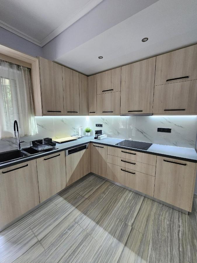 Modern Garden View Apt In Voula, Athens - Luxe المظهر الخارجي الصورة