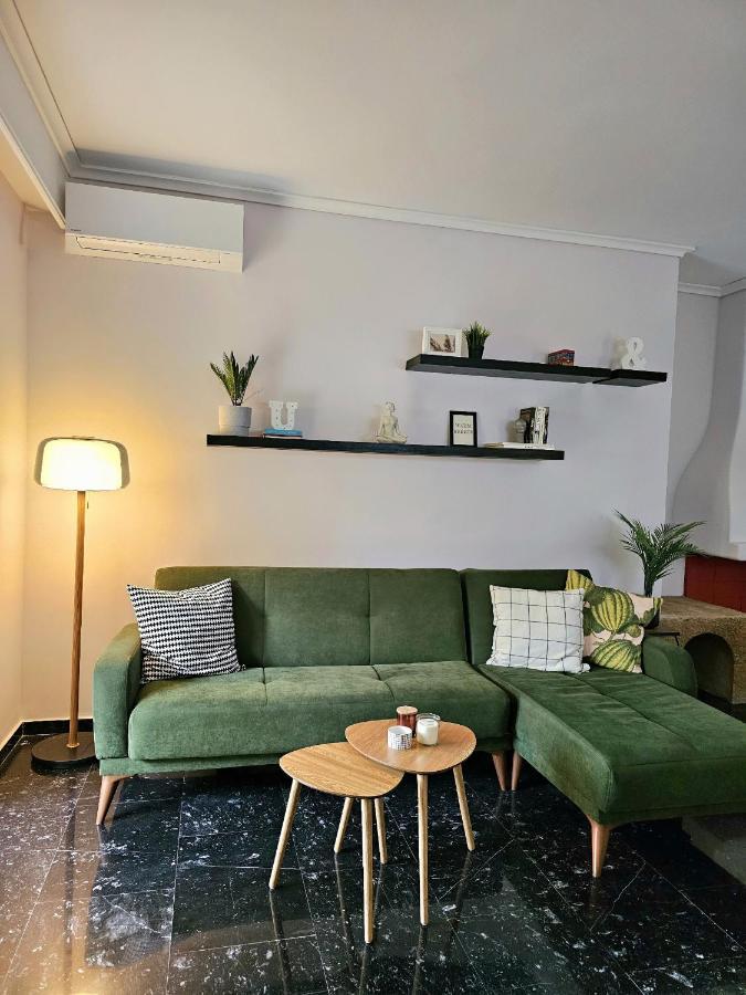 Modern Garden View Apt In Voula, Athens - Luxe المظهر الخارجي الصورة