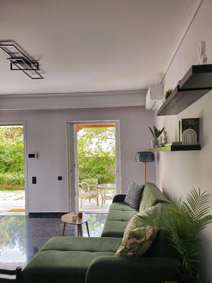 Modern Garden View Apt In Voula, Athens - Luxe المظهر الخارجي الصورة