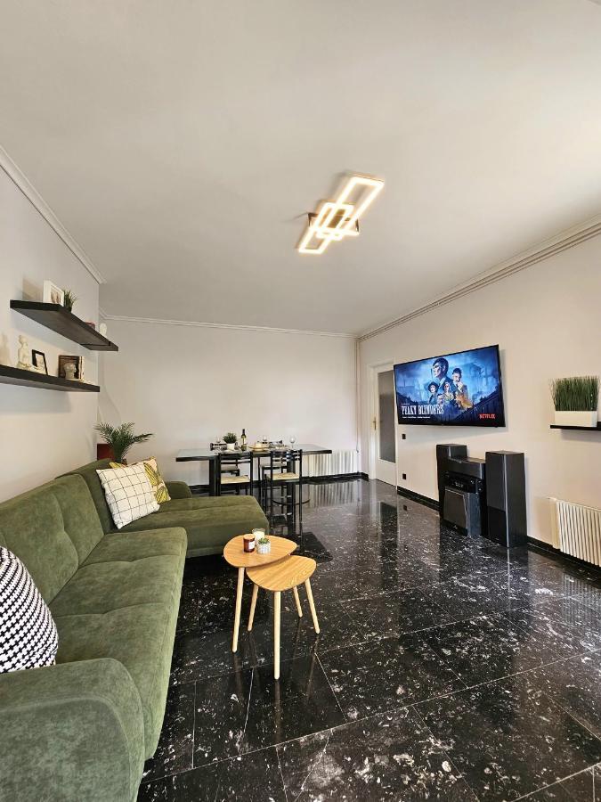 Modern Garden View Apt In Voula, Athens - Luxe المظهر الخارجي الصورة
